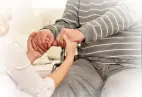 Уход за близкими зачтут в стаж: новые правила оформления единого пособия