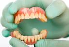 Бесплатное протезирование зубов для инвалидов 2 группы: как получить льготу в 2024 году