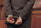 С какого момента предоставляется адвокат, если лицо задержано по подозрению в совершении преступления? 