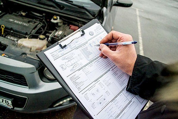 Как проверять документы при покупке машины с пробегом